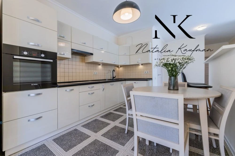 Продаж 2 к кв 62 м2. Комфорт Таун