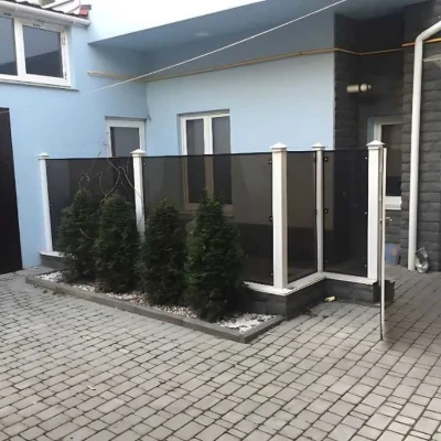 Продается 4-комнатная квартира в центре.