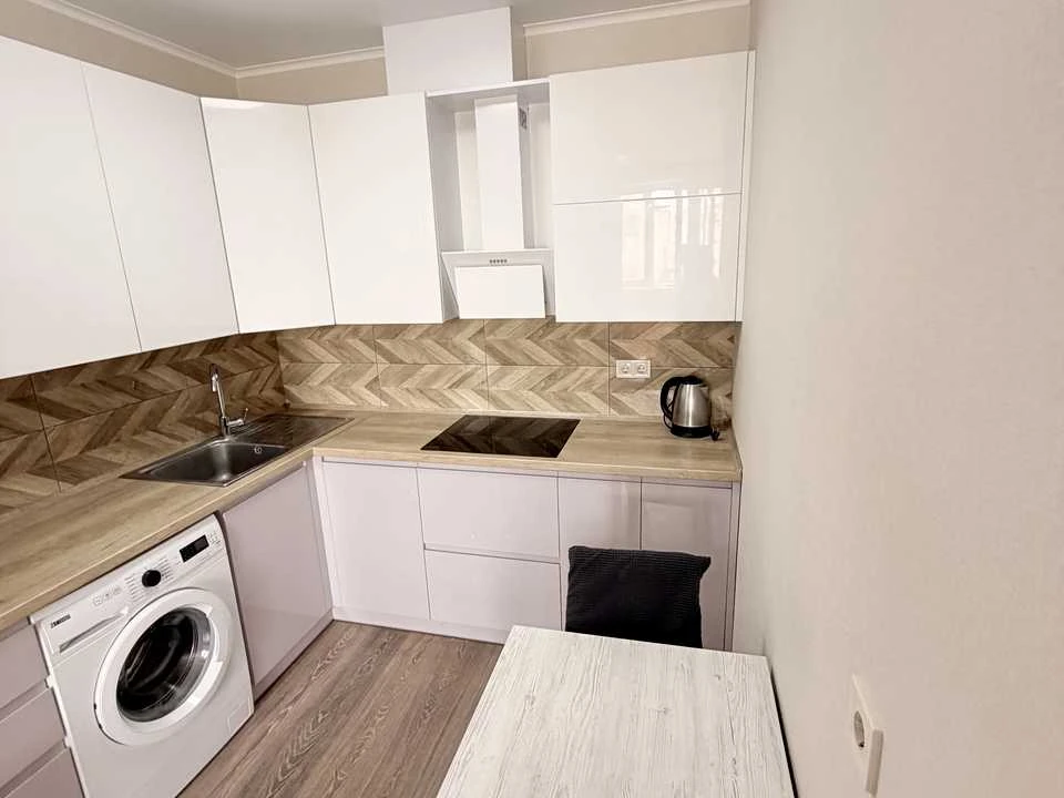 Apartment. Kharkiv, Kozakevicha St.