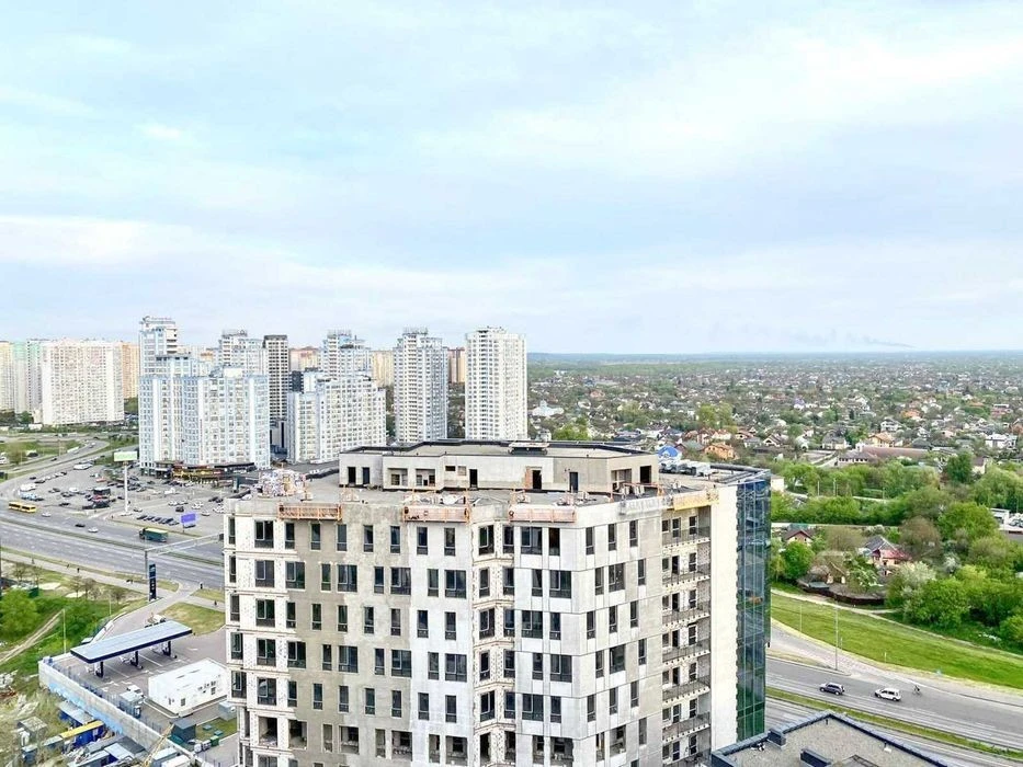 Продаж без комісії двокімнатної квартири 70 кв. м. з ремонто
