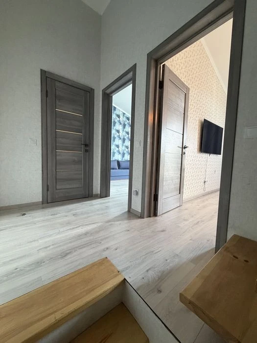 Продаж 3к, 2-х рівневої квартири в жк Кришталеві джерела.