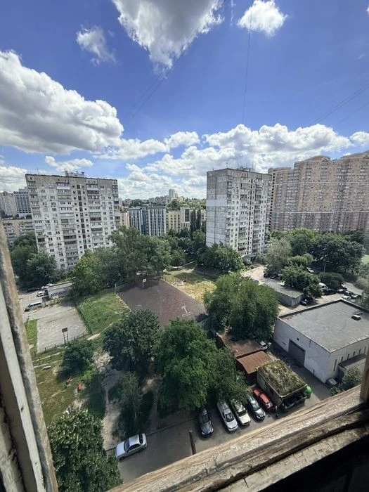 3 кімнатна квартира метро Деміївська Голосіївський