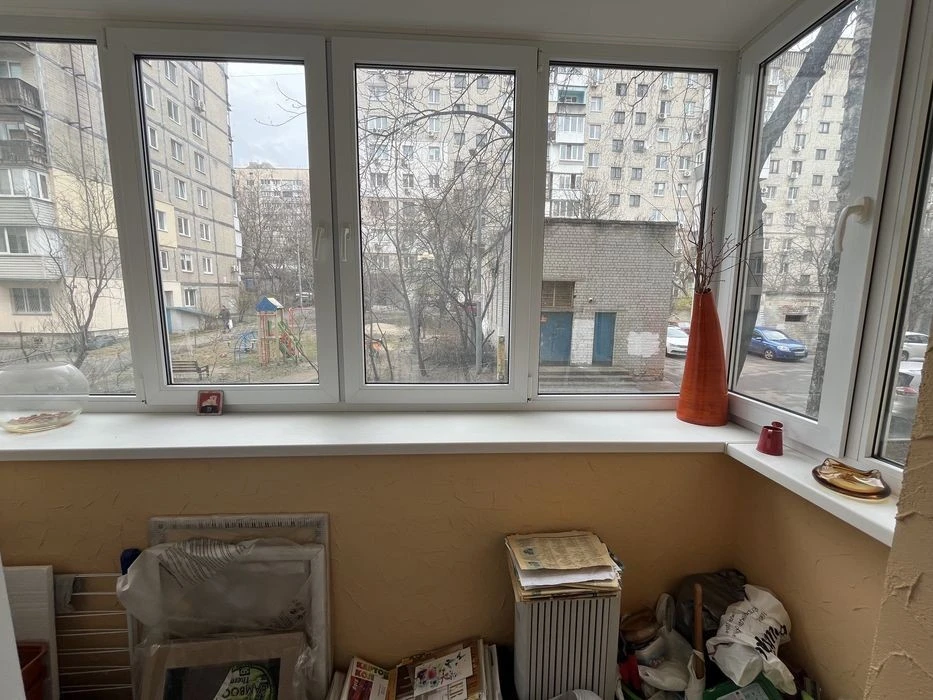 Соломʼянский р-он, Богданівська 4, 2 поверх, 3-х кім. кв.