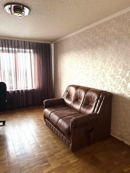 Продам квартиру, ТЕРМІНОВО! Двушка з ремонтом, двокімнатна к