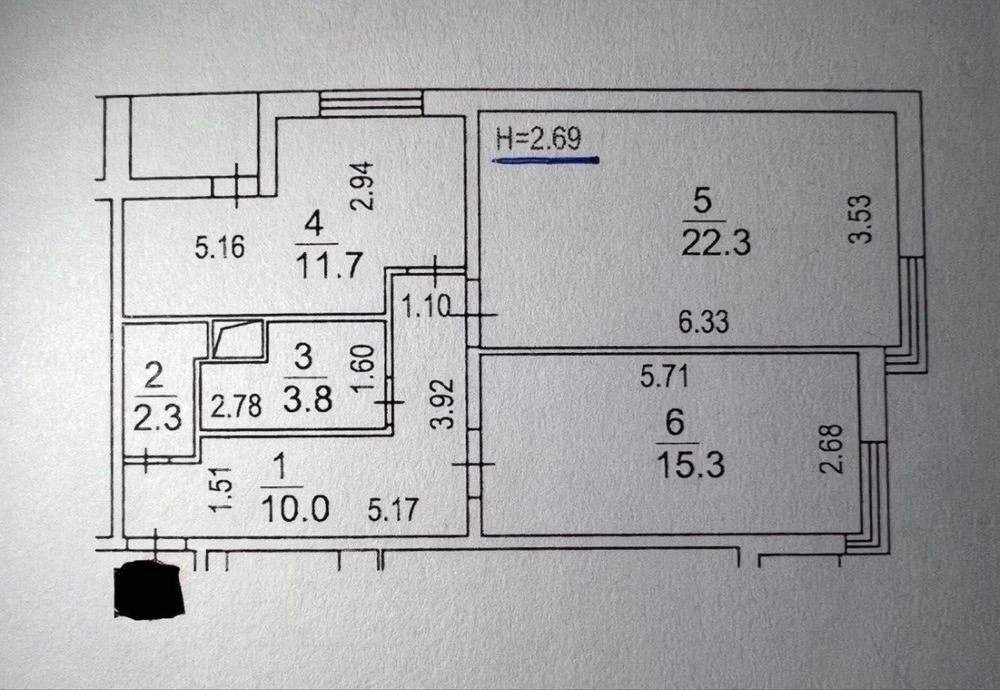 Простора 2-кімнатна квартира площею 67 м² за привабливою цін