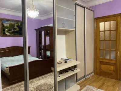 Продаж 3к. квартири, сталінка, пр. Повітрофлотський 34