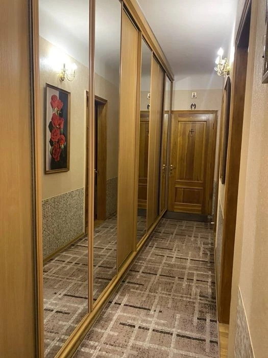 Продаж 3к. квартири, сталінка, пр. Повітрофлотський 34