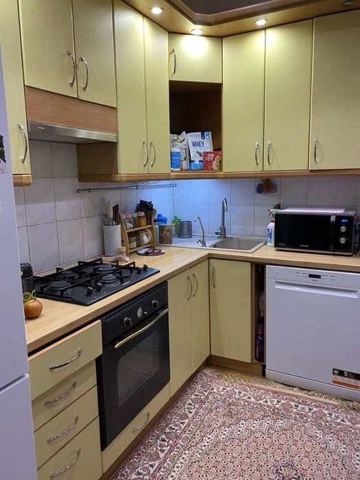 Продаж 3к. квартири, сталінка, пр. Повітрофлотський 34