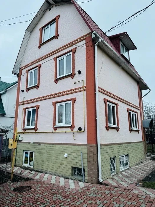 Оренда будинку 200 м², 96-а Садова вул.