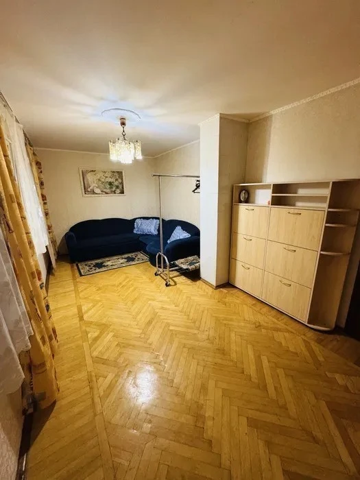 Оренда будинку 200 м², 96-а Садова вул.