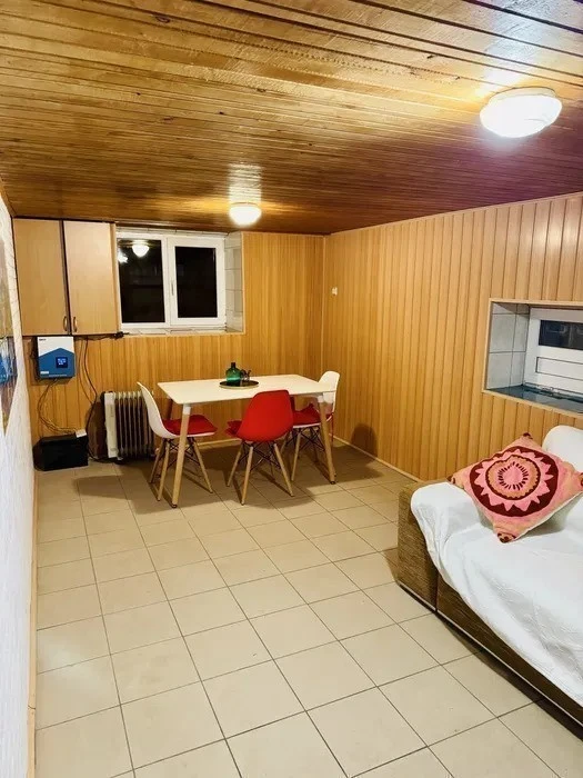 Оренда будинку 200 м², 96-а Садова вул.