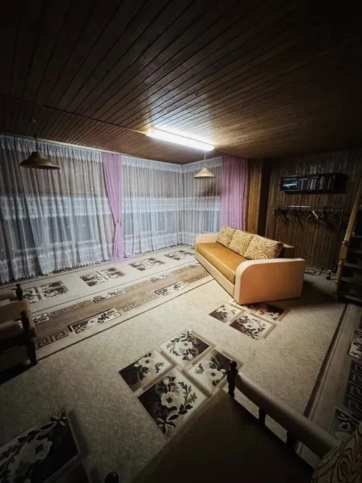 Оренда будинку 200 м², 96-а Садова вул.