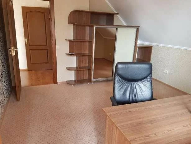 Оренда будинку 200 м², Садова вул.
