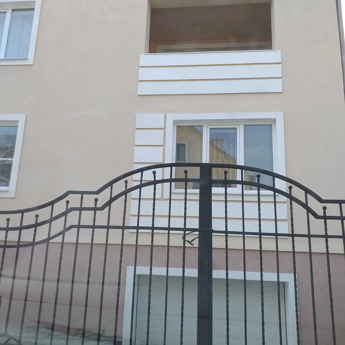 Продаж будинку в Ужгороді