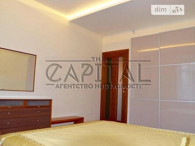 Довготривала оренда 4к квартири на вул. Дарвіна 10 • ID 3482