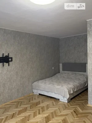 Довготривала оренда 1к квартири на просп. Романа Шухевича 30