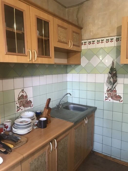 Однокімнатна квартира, Закревського 27/2