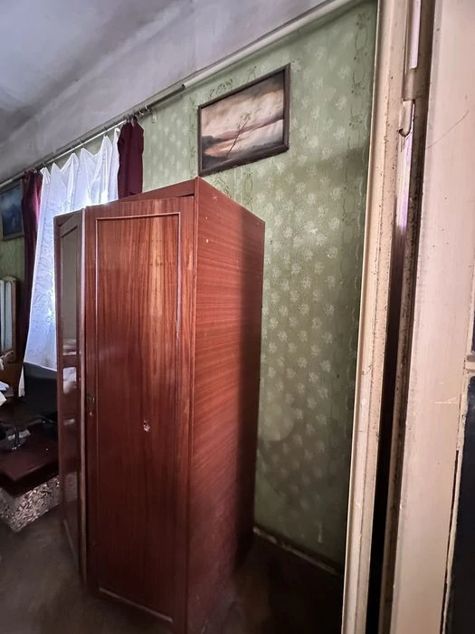 Продається 2 кімн. Кв. В центрі міста