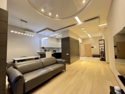 Apartment. Kharkiv, Bannyi lane.