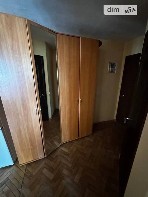 Продаж 2к квартири 44 кв. м на вул. Вінстона Черчилля 22 • I