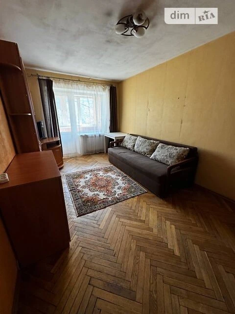 Продаж 2к квартири 44 кв. м на вул. Вінстона Черчилля 22 • I