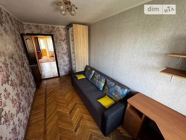 Продаж 2к квартири 44 кв. м на вул. Вінстона Черчилля 22 • I