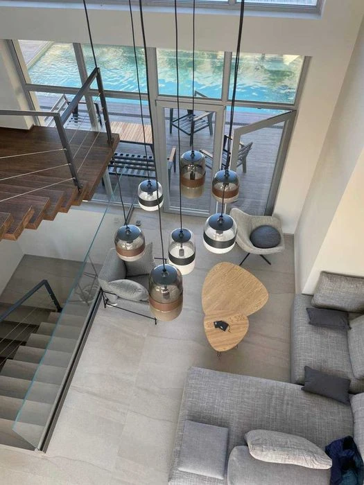modern house, swimming pool, shelter, garage, Sauvignon