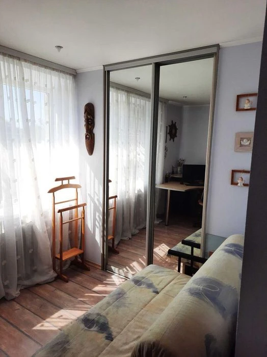 Продаж 3 кімн. квартири з ремонтом, роздільні кімнати