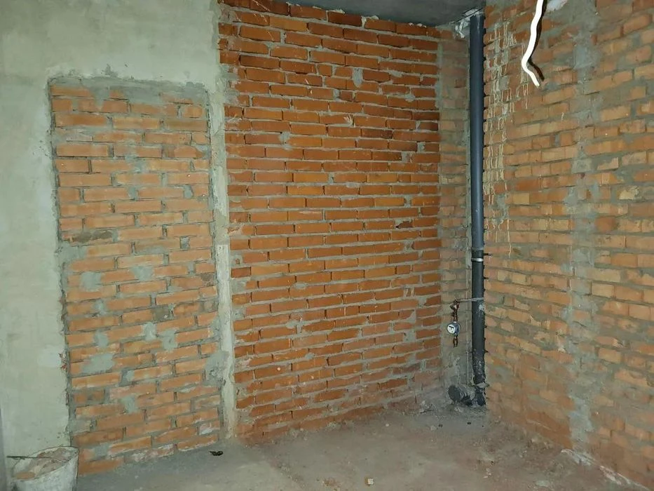 Продаж 2 кімн. квартири, новобудова, цегла, автономне, держп