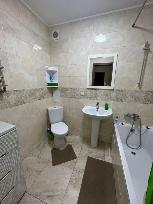 Продаж 1-кімнатної квартири в центрі міста!