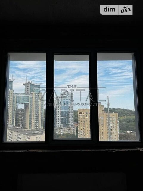 Sale of 3-room apartment 106 sq. m on Zvirynetska Street 70A • ID 34