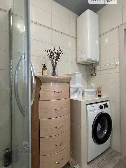 Продаж 2к квартири 52 кв. м на просп. Володимира Івасюка 2Д