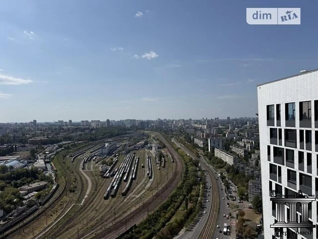 Продаж 4к квартири 155 кв. м на просп. Берестейський 11 корп