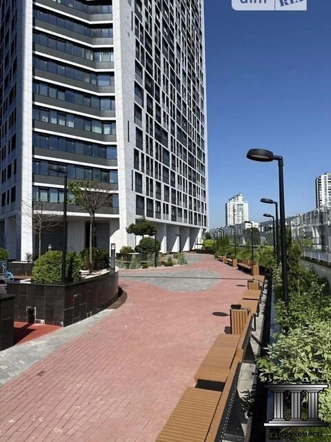 Продаж 4к квартири 155 кв. м на просп. Берестейський 11 корп