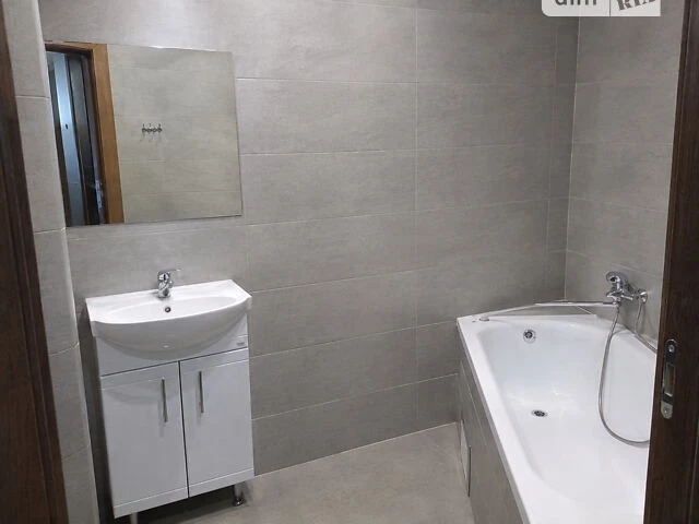 Продаж 1к квартири 37 кв. м на вул. Софії Русової 1 • ID 348