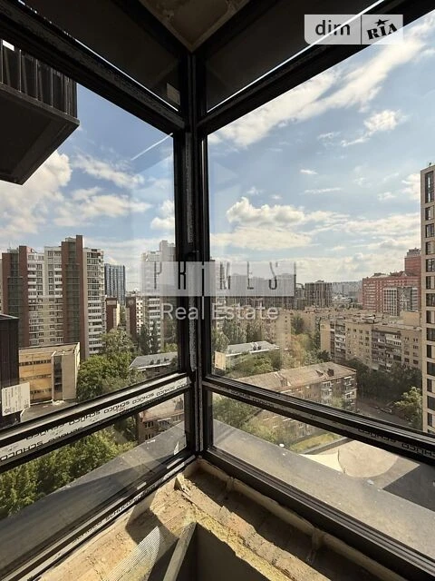 Продаж 3к квартири 88 кв. м на вул. Василя Тютюнника 39/2 •