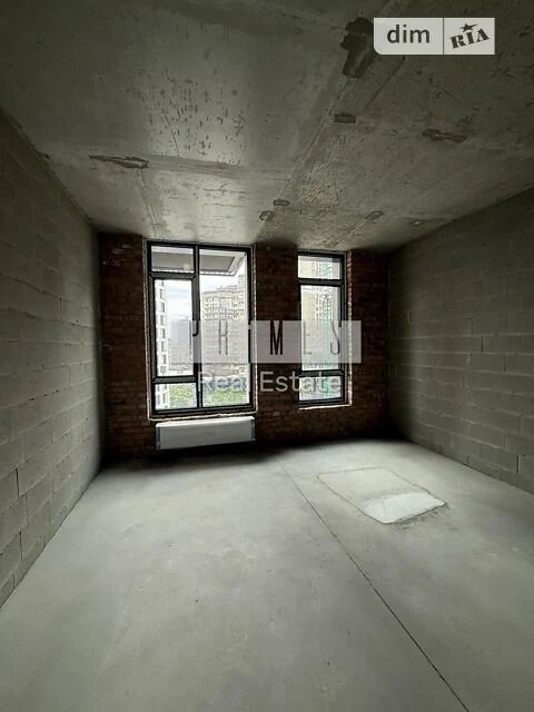 Продаж 3к квартири 132 кв. м на вул. Василя Тютюнника 41 • I