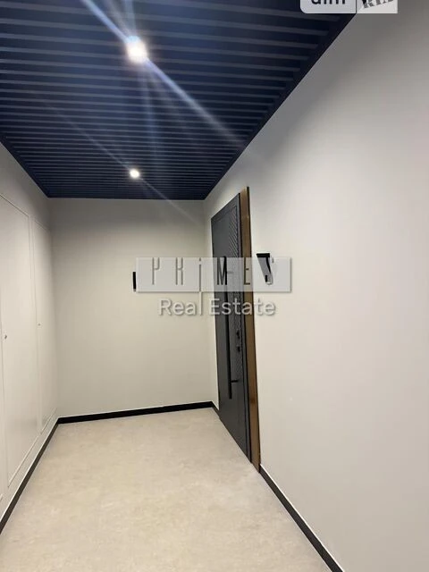 Продаж 3к квартири 132 кв. м на вул. Василя Тютюнника 41 • I