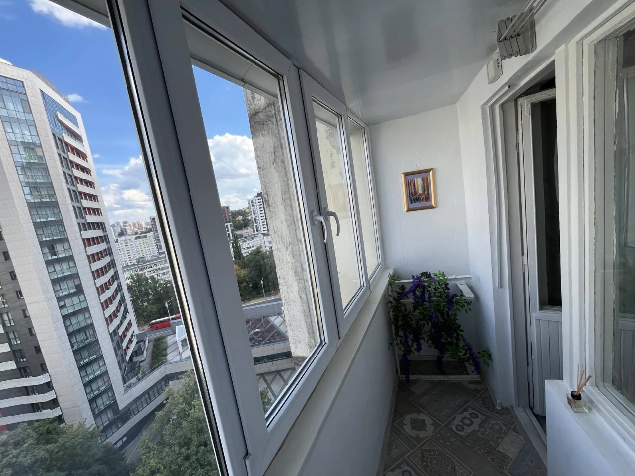 Продажа 1-комнатной квартиры 33.3 м², Патриарха Мстислава Ск