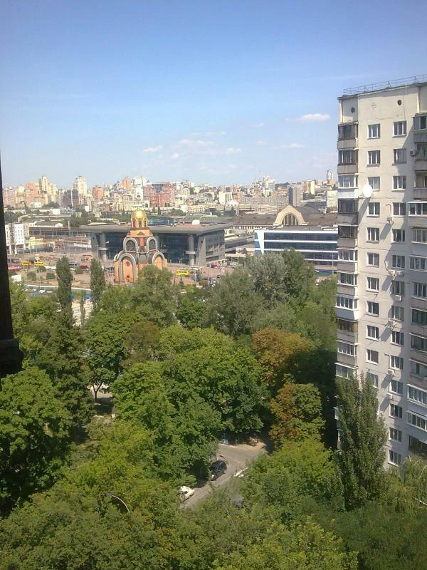 Продажа 1-комнатной квартиры 33.3 м², Патриарха Мстислава Ск
