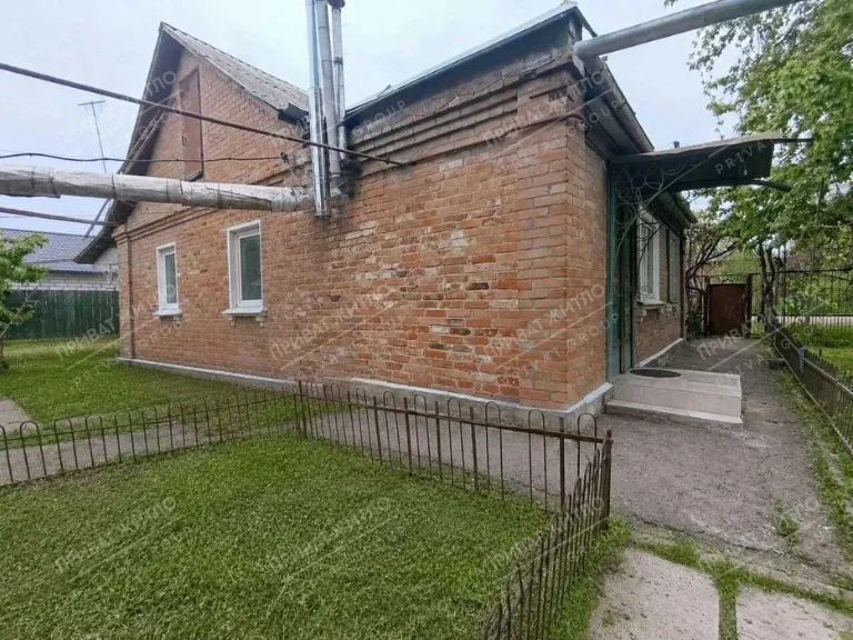 Будинок на Браїлках, в який можна заїхати і жити вже сьогодн