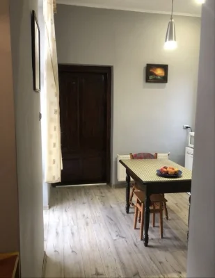 Продаж 1кім квартири, вул Духновича, історичний центр Ужгоро