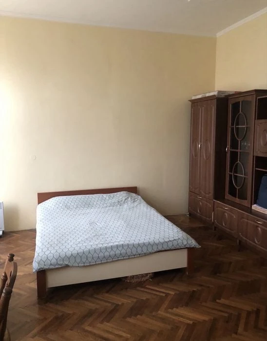 Продаж 1кім квартири, вул Духновича, історичний центр Ужгоро