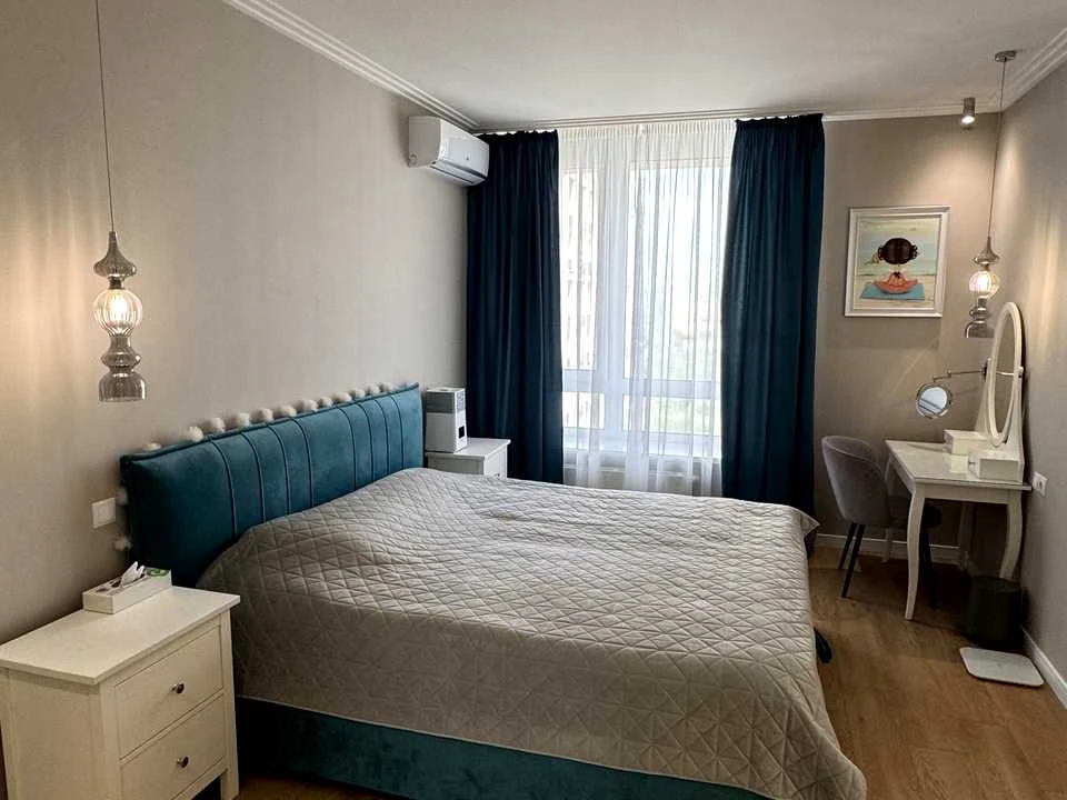 Квартира. Київ, Зарічна вул., 2 к