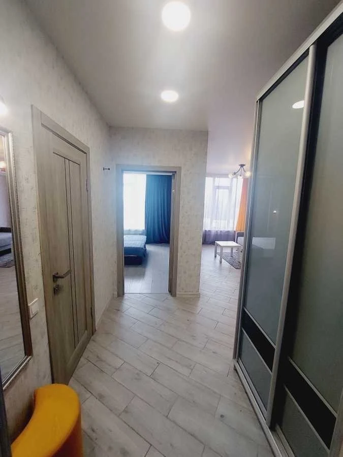 Продаж 1-кімнатної квартири 40 м², Любомира Гузара просп., 1