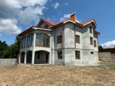 Продаж будинок в Ужгороді, мкрн Червениця, вул. Каштанова