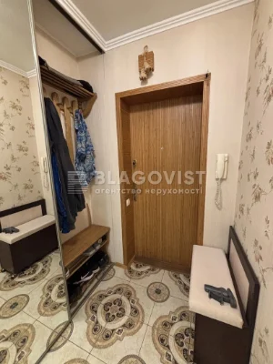 Продаж квартири вул. Литвинського Юрія (Російська) 84 в Києв