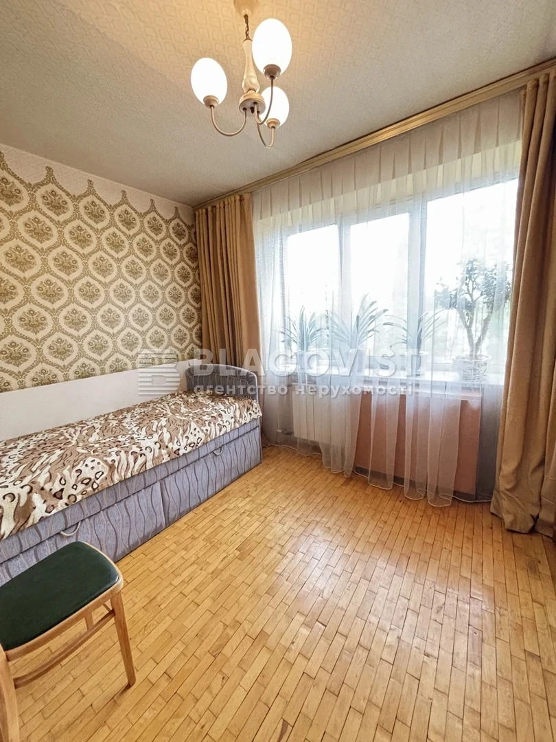 Продаж квартири вул. Литвинського Юрія (Російська) 84 в Києв
