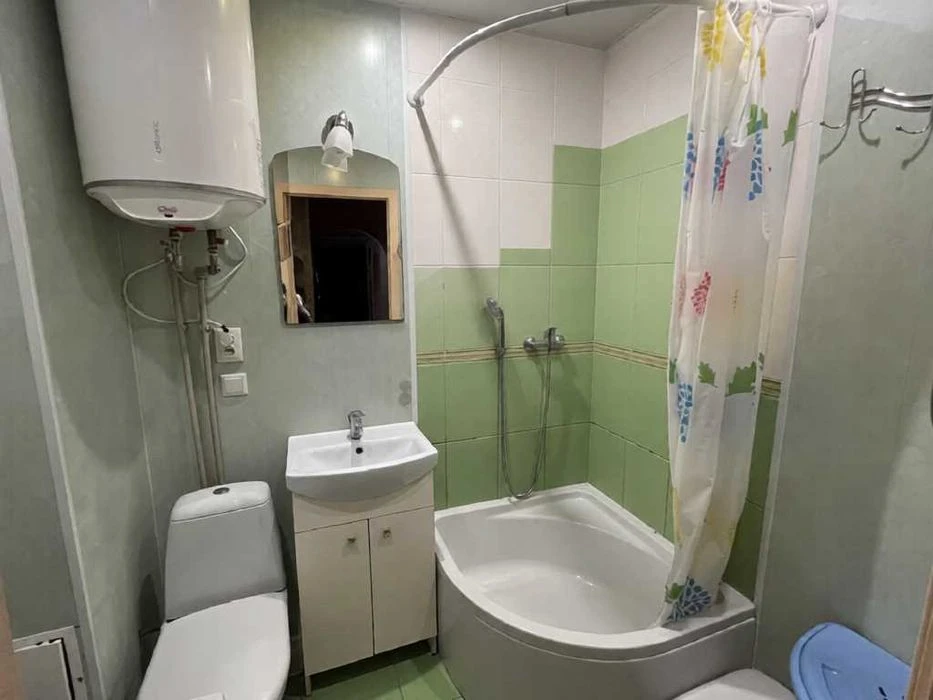 Продам 3 х комнатную квартиру Калиновая. Образцова, Слобожан