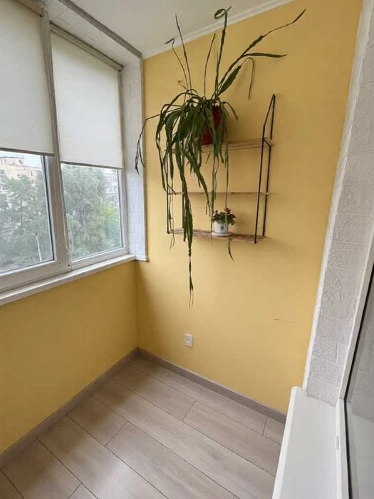 Продам 3 х комнатную квартиру Калиновая. Образцова, Слобожан